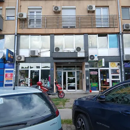 Dejana Ns - Stan Na Dan - Free Street Parking *