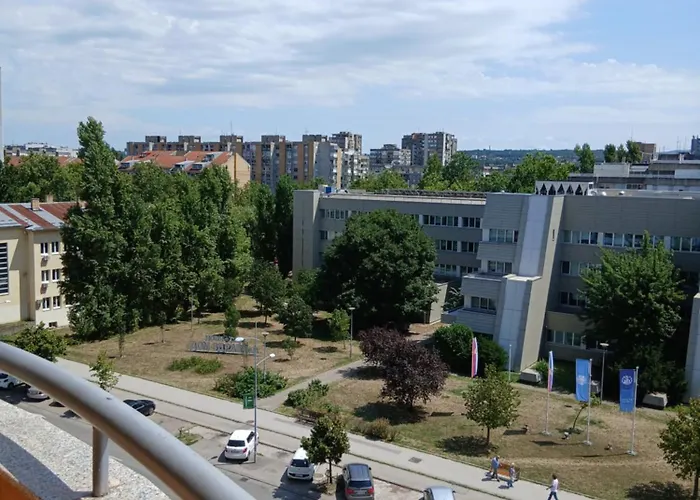 Dejana Ns - Stan Na Dan - Free Street Parking * نوفي ساد